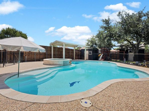 2600  Bowie Drive , Mesquite Texas 75181