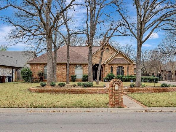 1501  Lynhurst Lane , Denton Texas 76205