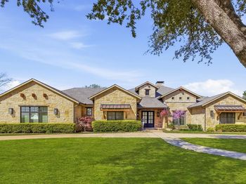 212  Oak Crest Hill Drive 