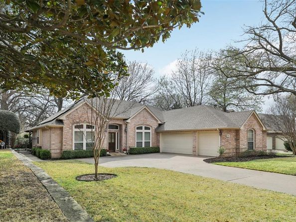 2913  Moss Creek Court , McKinney Texas 75072