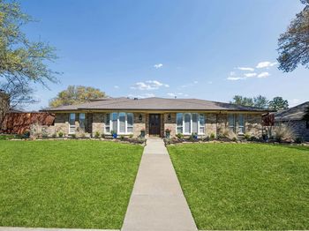 3117  Dartmouth Drive 