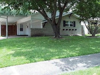 4439  Greenland Drive 