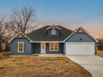 621  Oaklawn Drive 