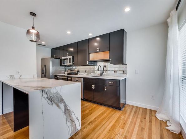 4616 W Lovers Lane  208, Dallas Texas 75209