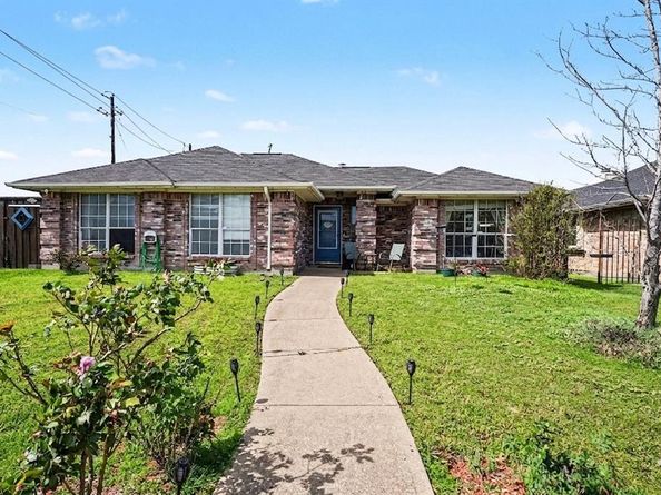 2621  Buck Drive , Mesquite Texas 75181