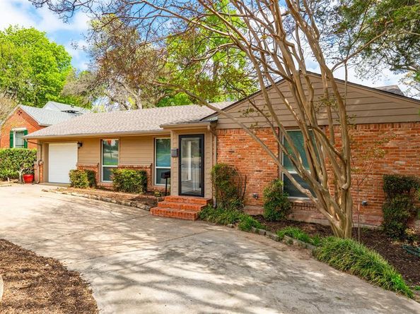 936 N Buckner Boulevard , Dallas Texas 75218