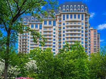 3505  Turtle Creek Boulevard 