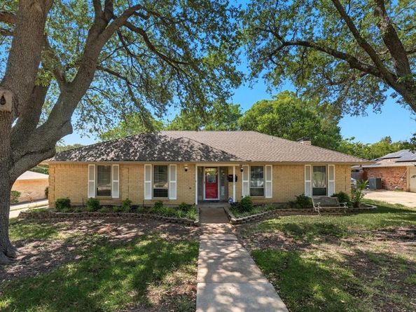 1109  Capetown Drive , Grand Prairie Texas 75050