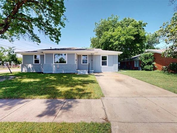 3201  Lakeland Street , Fort Worth Texas 76111