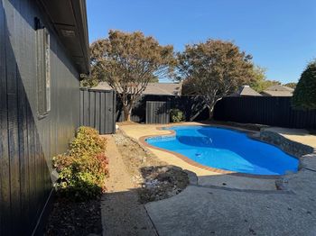 1109 E Berkeley Drive 