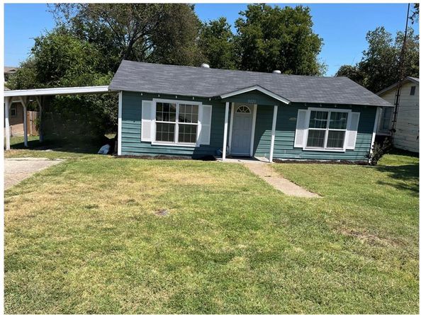 8020  Julie Avenue , Fort Worth Texas 76116