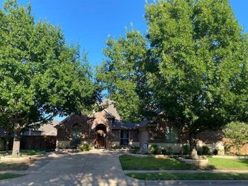 8101  Summerleaf Drive 