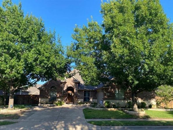 8101  Summerleaf Drive , Arlington Texas 76001