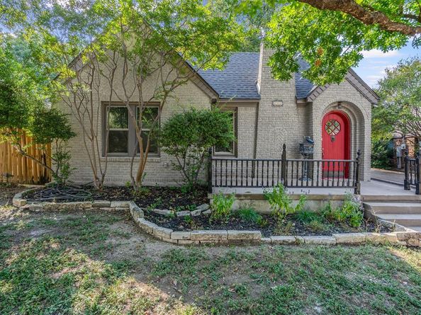 2312  Carleton Avenue , Fort Worth Texas 76107