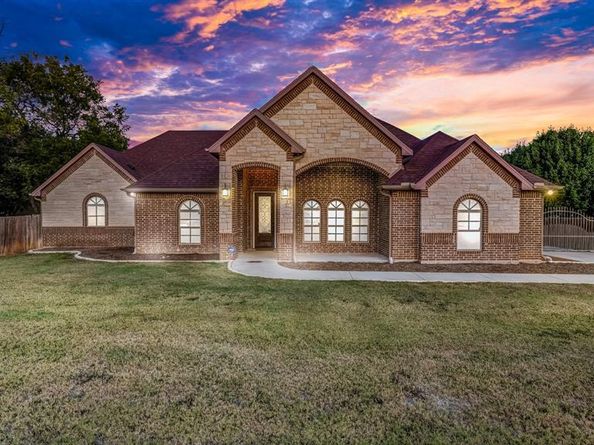 200  Waynell Street , White Settlement Texas 76108