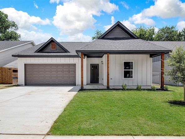 2511  Birdell Court , Fort Worth Texas 76105