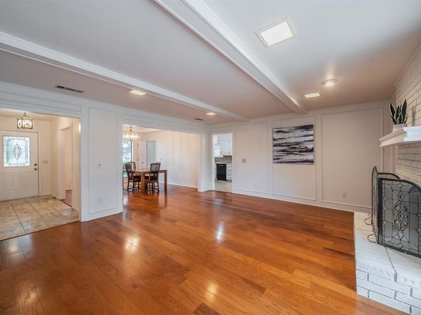 2221  Vickers Drive , Plano Texas 75075