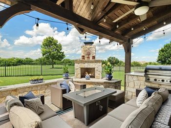 2801  Meadow Ridge Drive 