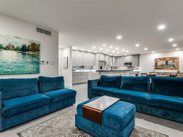 6211 W Northwest Highway  601, Dallas Texas 75225