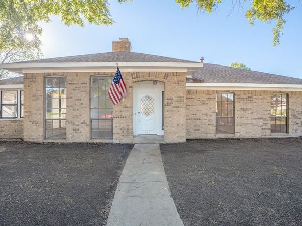 445  Brookfield Drive , Garland Texas 75040