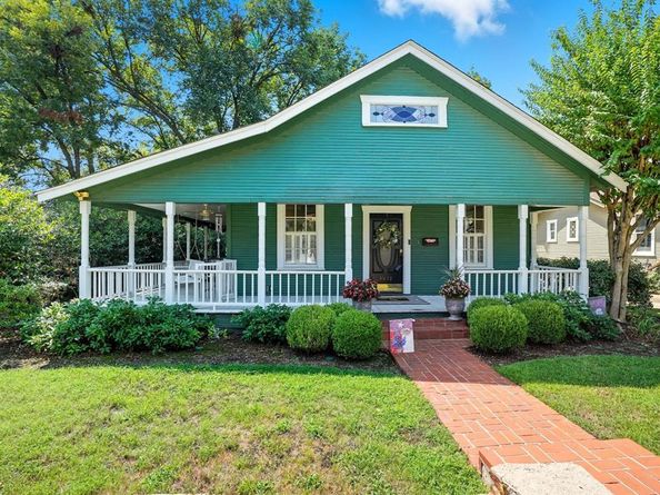 3817  Clarke Avenue , Fort Worth Texas 76107