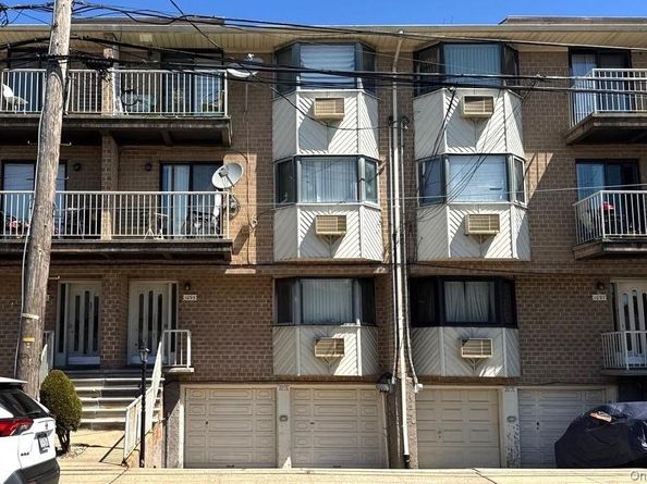 1095 E 72nd Street 10, Brooklyn NY 11234