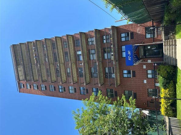 87-30 62nd Avenue 5E, Rego Park NY 11374
