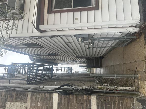 21 Drake Avenue, New Rochelle NY 10805