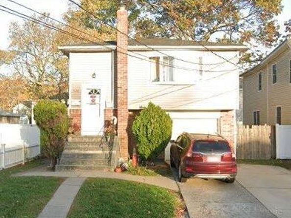 Undisclosed Address #836180, Roosevelt NY 11575