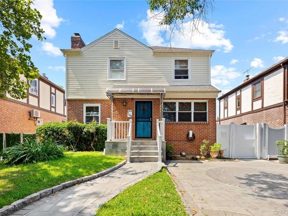 73-08 187th Street, Fresh Meadows NY 11366