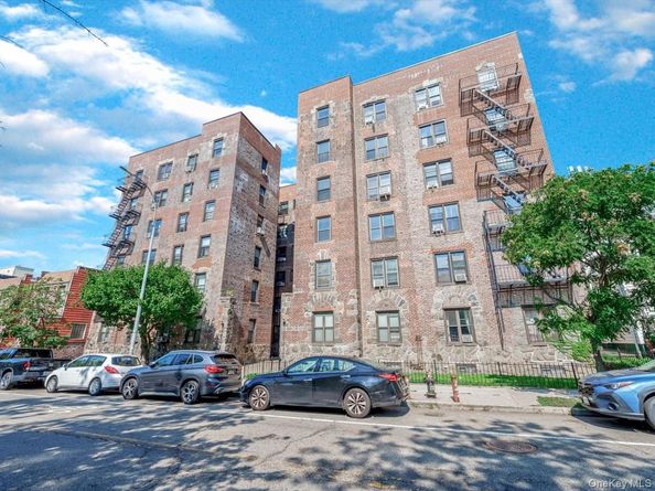 9524 Fort Hamilton Parkway 301, Brooklyn NY 11209