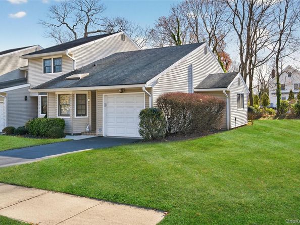 1 Mechanic Court, Huntington NY 11743