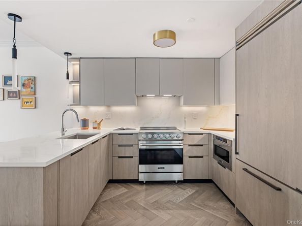 78-29 Austin Street 406, Forest Hills NY 11375