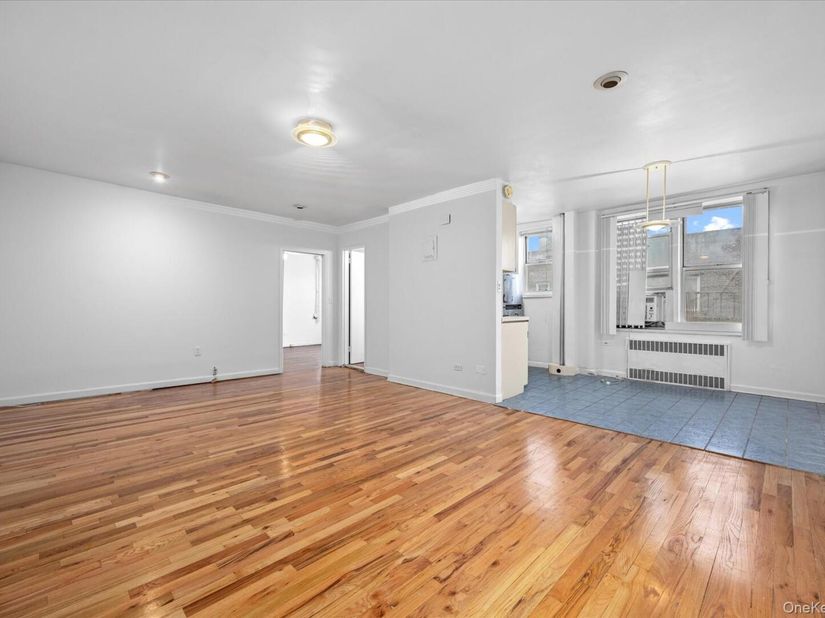 67-30 Clyde Street 6G, Forest Hills NY 11375