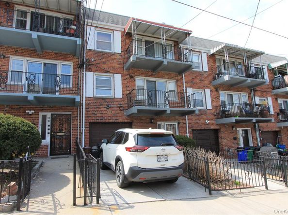 58-18 84th Place, Middle Village NY 11379