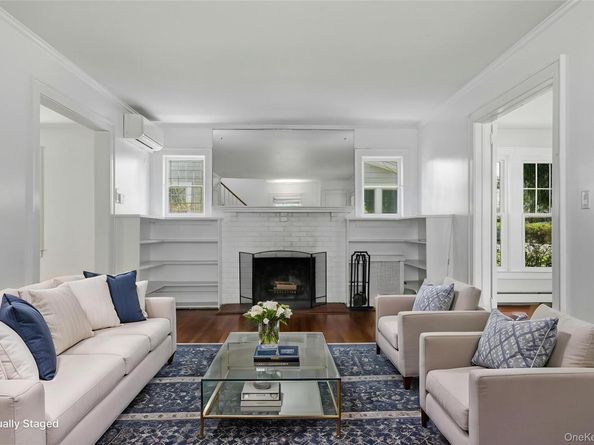 151 Hillcrest Avenue, Manhasset NY 11030