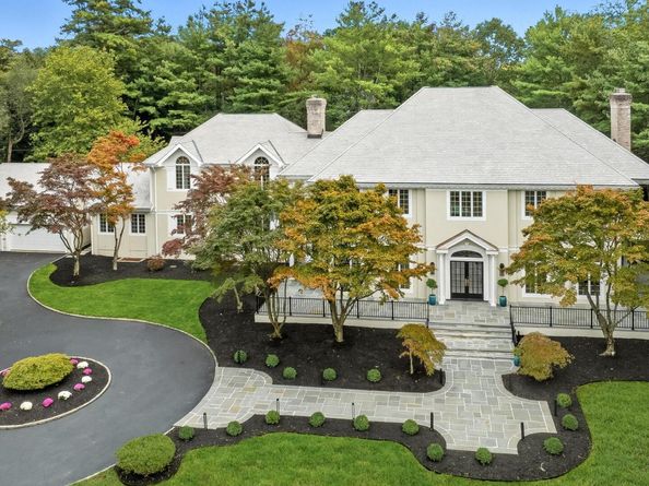 10 Cooper Road, Scarsdale NY 10583