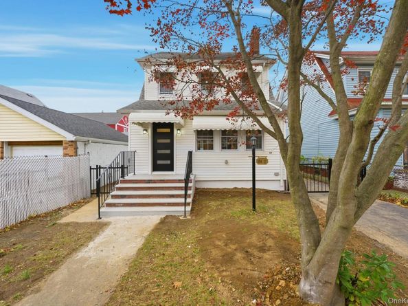 10411 205th Street, Saint Albans NY 11412