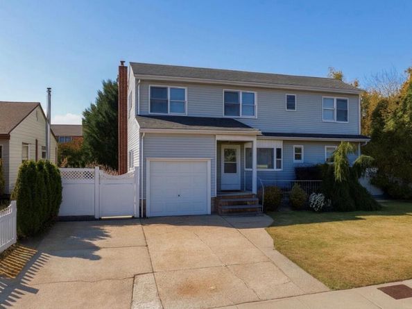 828 E. Meadow Avenue, East Meadow NY 11554