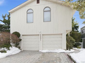 3391 Lawrence Avenue