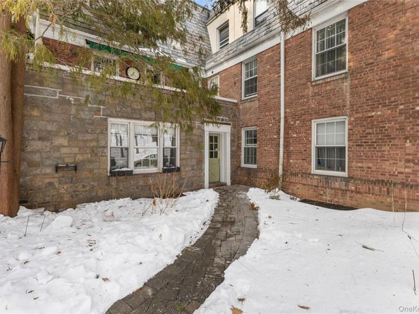 74 Pinewood Road 2F, Hartsdale NY 10530