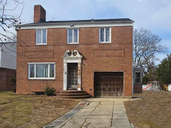 770 W Broadway, Woodmere NY 11598