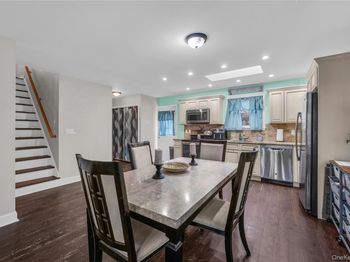 498 A William Floyd Parkway