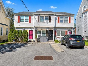312 S 6th Avenue