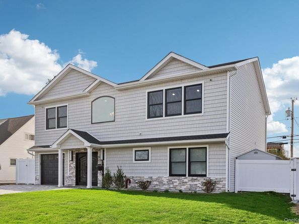 129 Tardy Lane S, Wantagh NY 11793