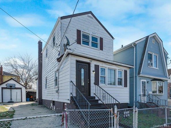 91 Elzey Avenue, Elmont NY 11003