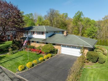 7 Parkway E