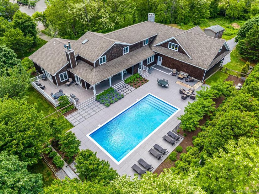 12950 Oregon Road, Cutchogue NY 11935