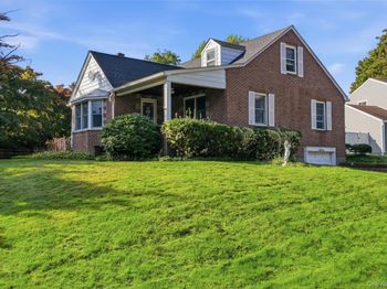 5 Ivy Hill Court