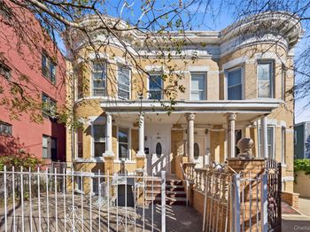 313 Montauk Avenue